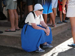 Carmen regarde...