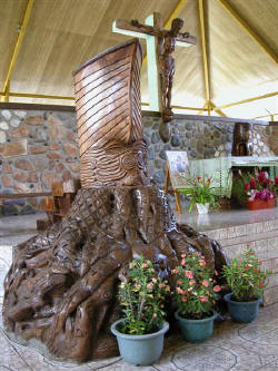 La Chaire : d'un seul morceau de bois !